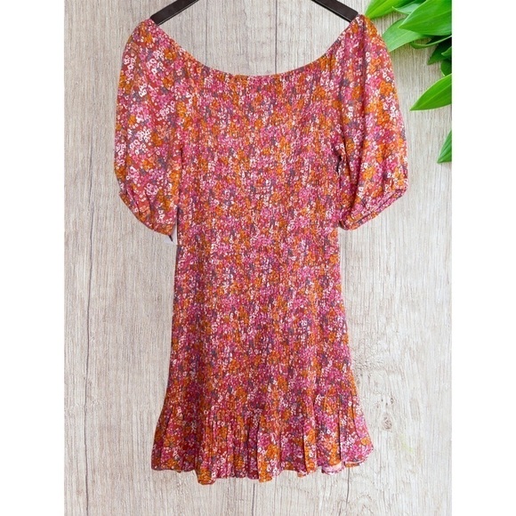 Jessica Simpson Floral Smocked Dress Medium - Picture 2 of 11